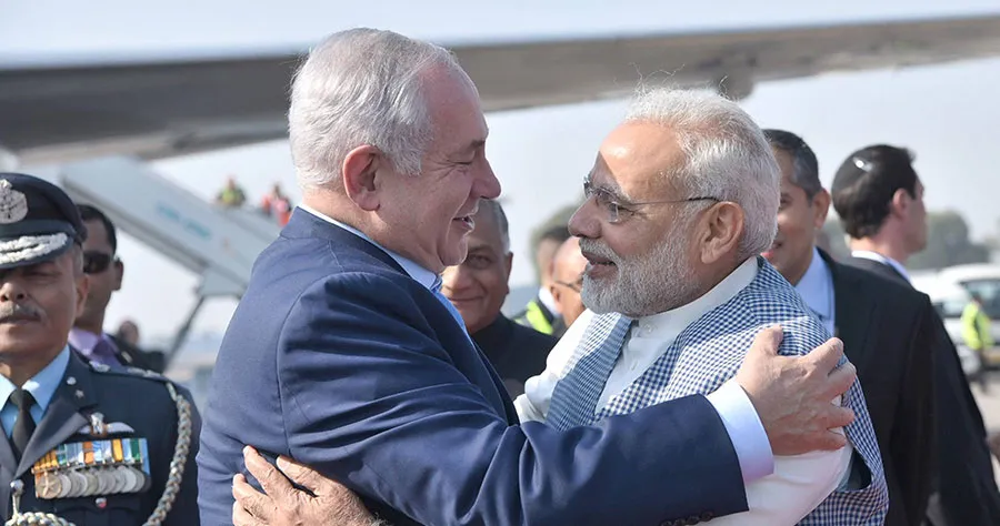 Indian Prime Minister Modi embraces Israeli Prime Minister Netanyahu